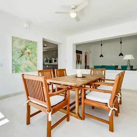 Exclusive Seaside With Private Pool 别墅